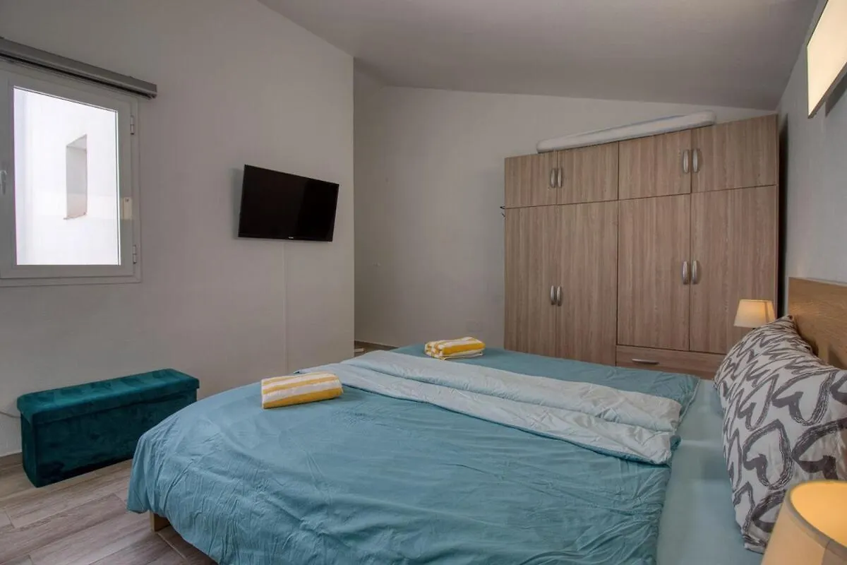 Casa Canaria Bei Golf Del Sur Mit Meerblick Jacuzzi 4 Schlafzimmer Und 2 Badezimmer Perfekt Fuer Familien Und Gruppen San Miguel de Abona 0*,  Spanien