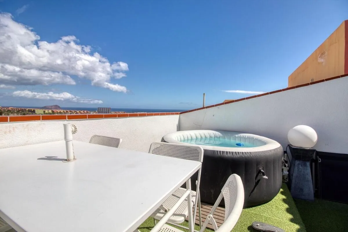 Casa Canaria Bei Golf Del Sur Mit Meerblick Jacuzzi 4 Schlafzimmer Und 2 Badezimmer Perfekt Fuer Familien Und Gruppen سان ميغيل ذي أبونا